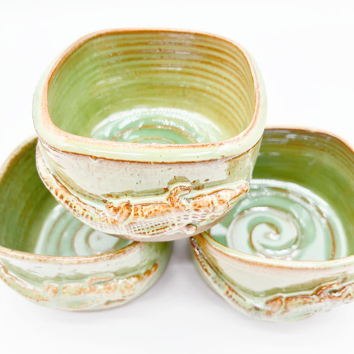 Green Square Alligator Bowl