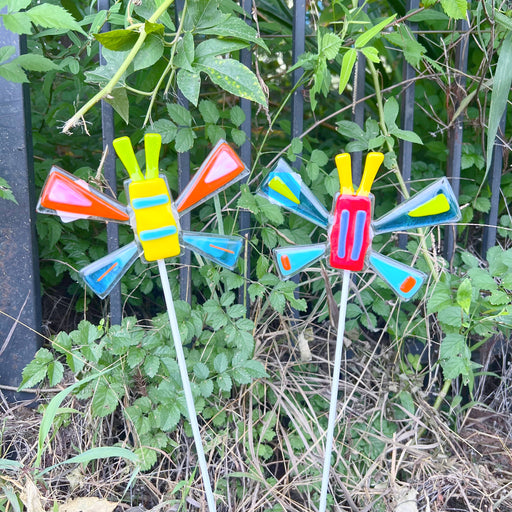 8 petals design small dragonfly fused glass garden and home decor colorful fun gift ideas