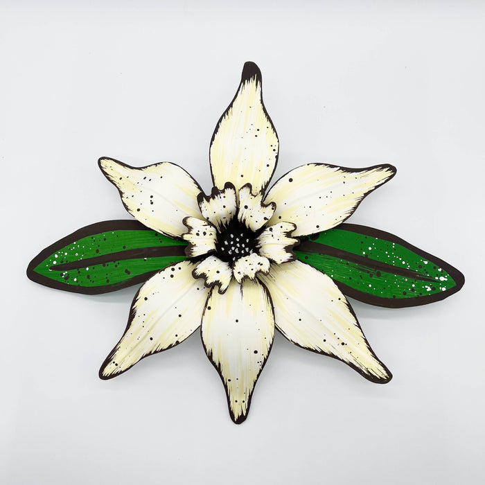 Small Carnival Flower With Leaves