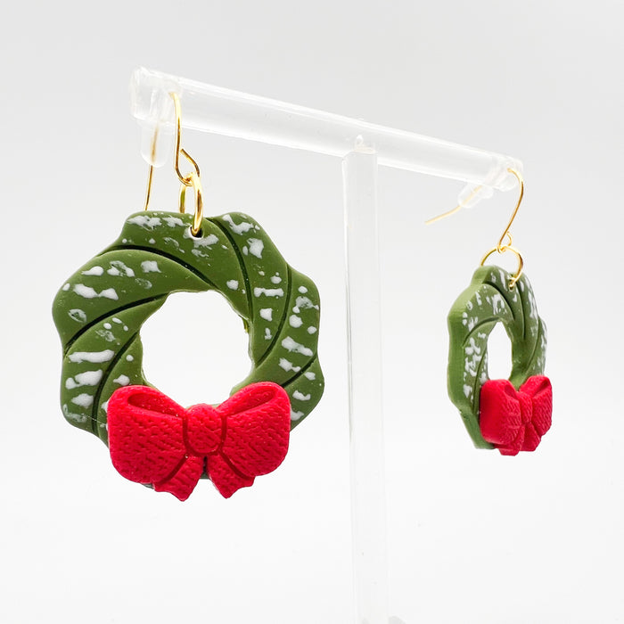 Bow Wreath Clay Earrings