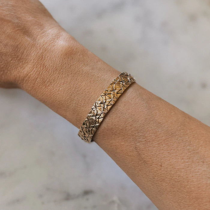 Mimosa Cuff - Quilt Square
